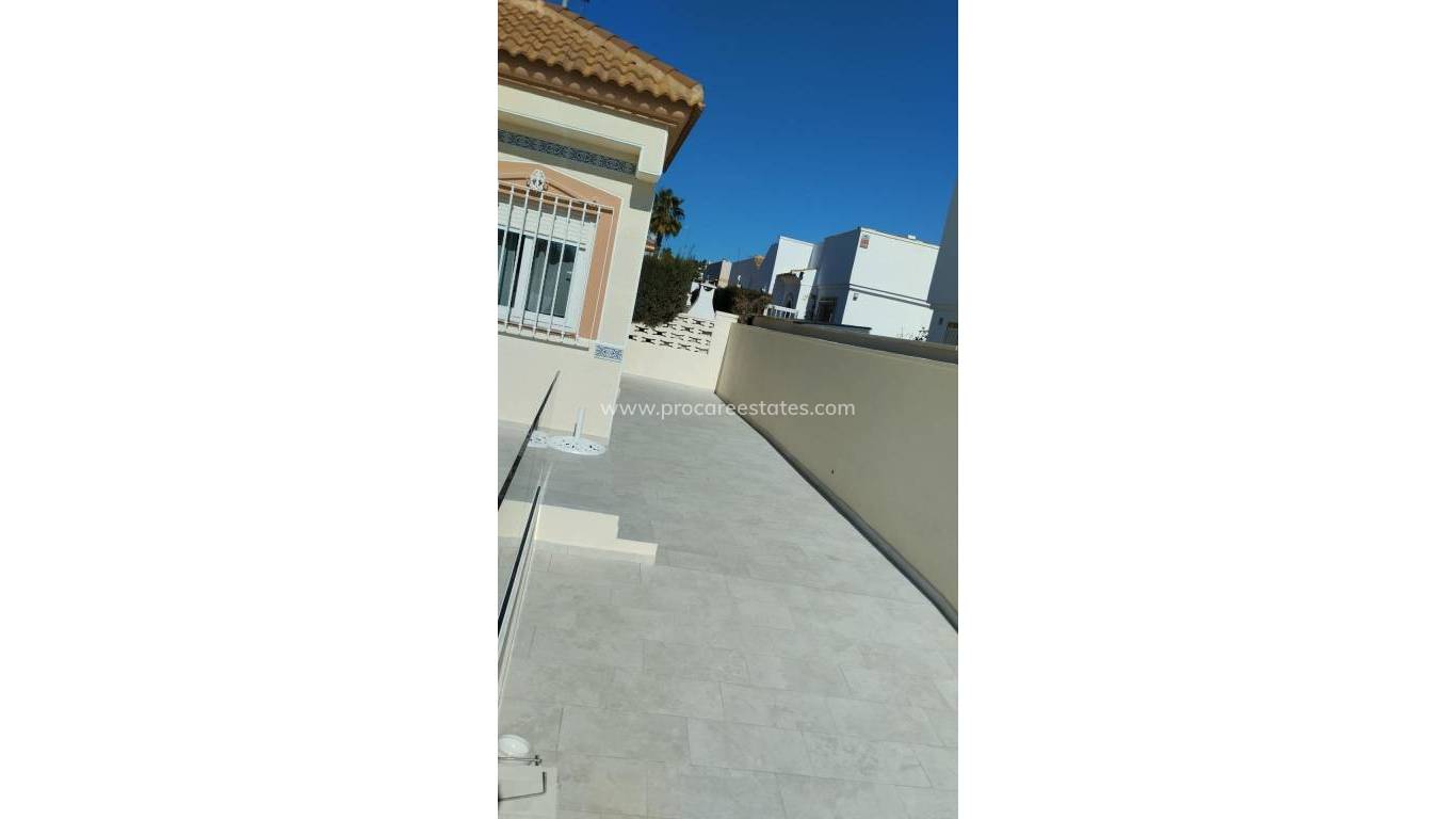 Verkauf - Villa - Torrevieja - Cabo Cervera