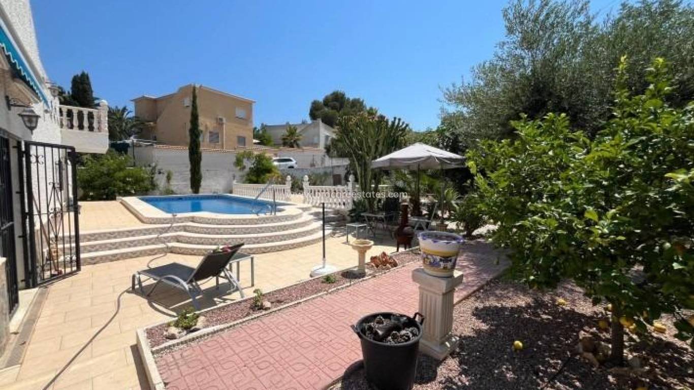 Verkauf - Villa - Torrevieja - La Siesta - El Salado - Torreta