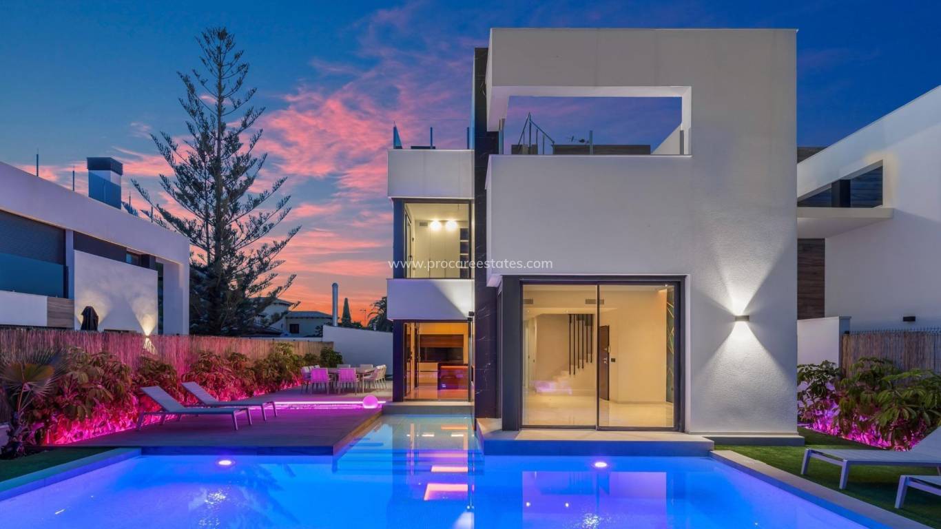 Verkauf - Villa - Torrevieja - La Siesta - El Salado - Torreta