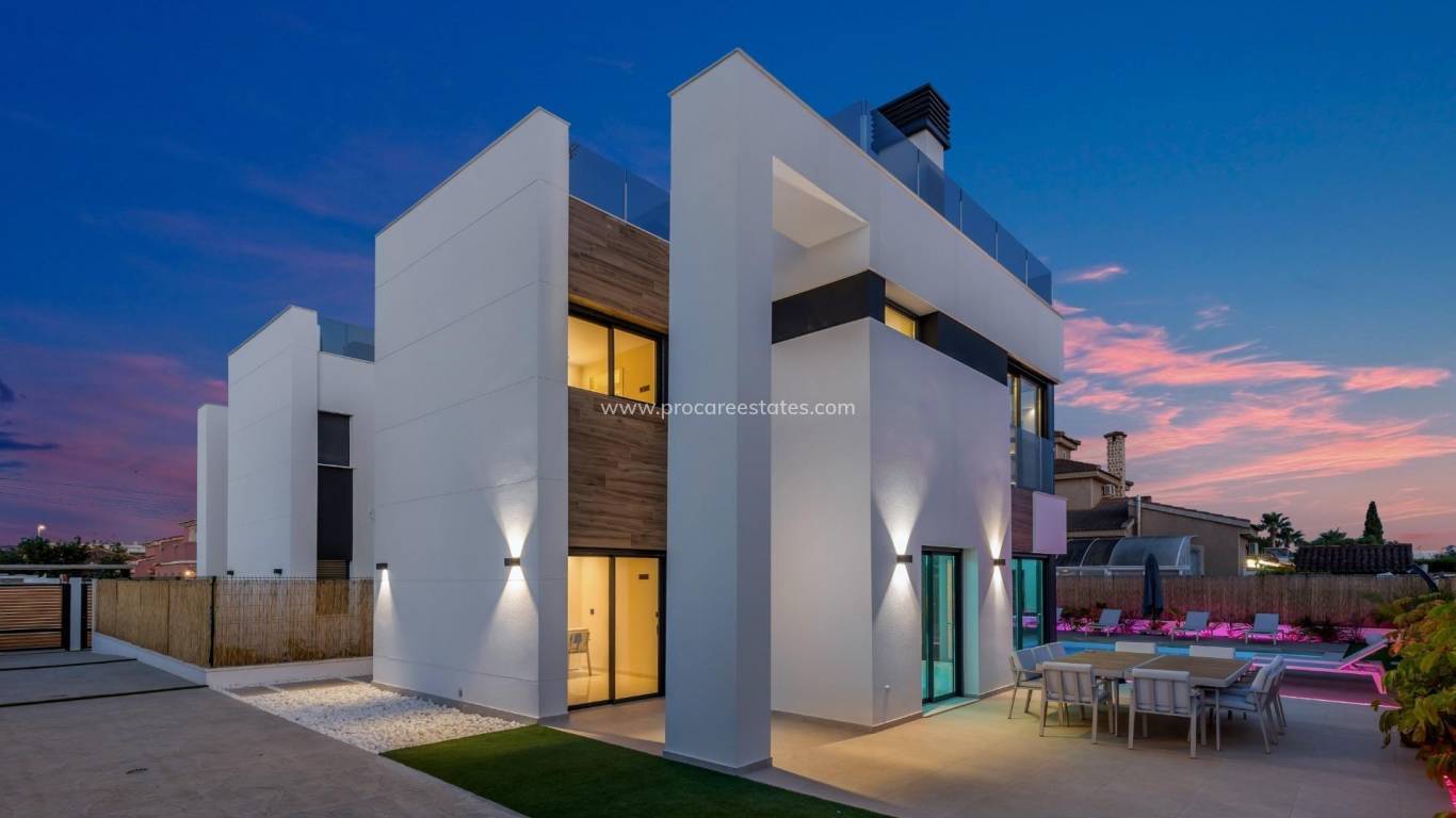 Verkauf - Villa - Torrevieja - La Siesta - El Salado - Torreta