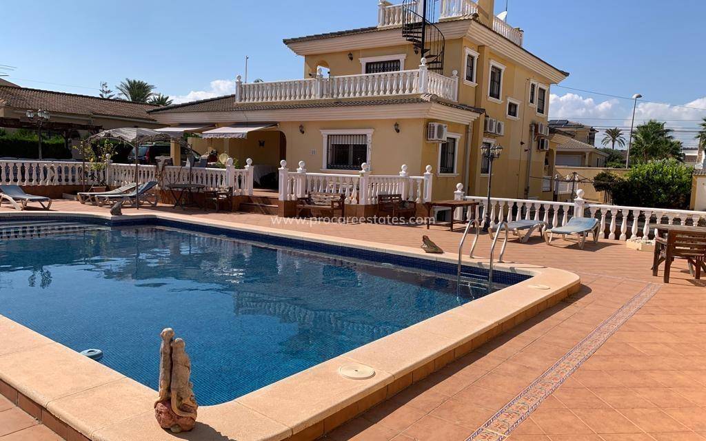 Verkauf - Villa - Torrevieja - Los Altos