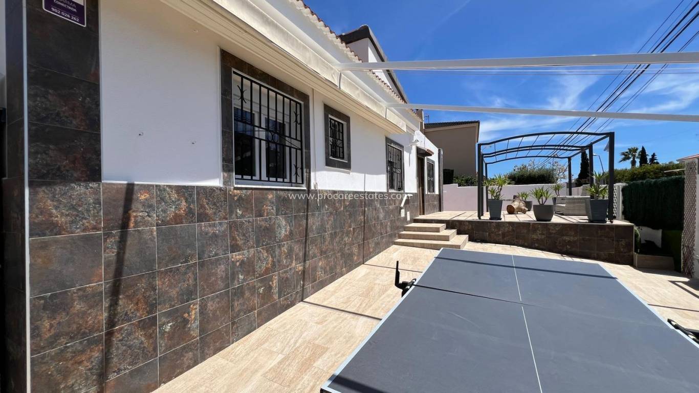 Verkauf - Villa - Torrevieja - Los Balcones