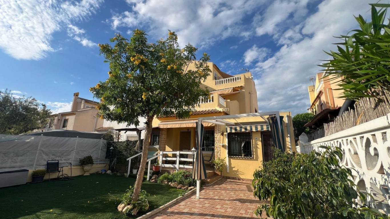 Verkauf - Villa - Torrevieja - Playa Del Cura