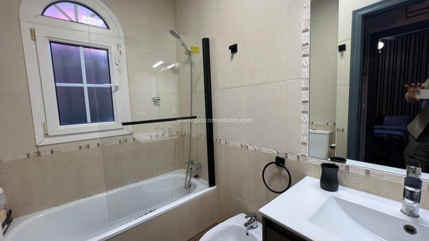 Verkauf - Villa - Torrevieja - Playa Los Locos