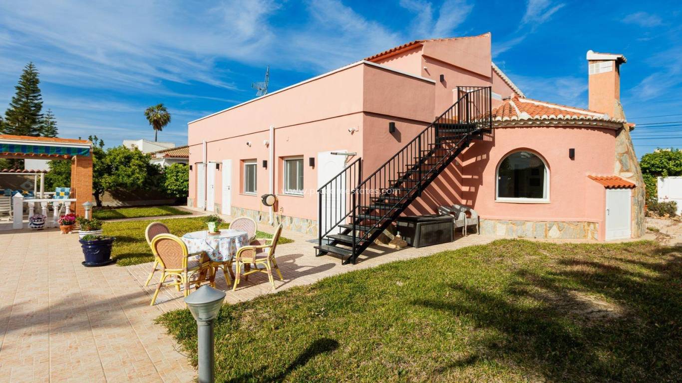 Verkauf - Villa - Torrevieja - Torreta-Florida