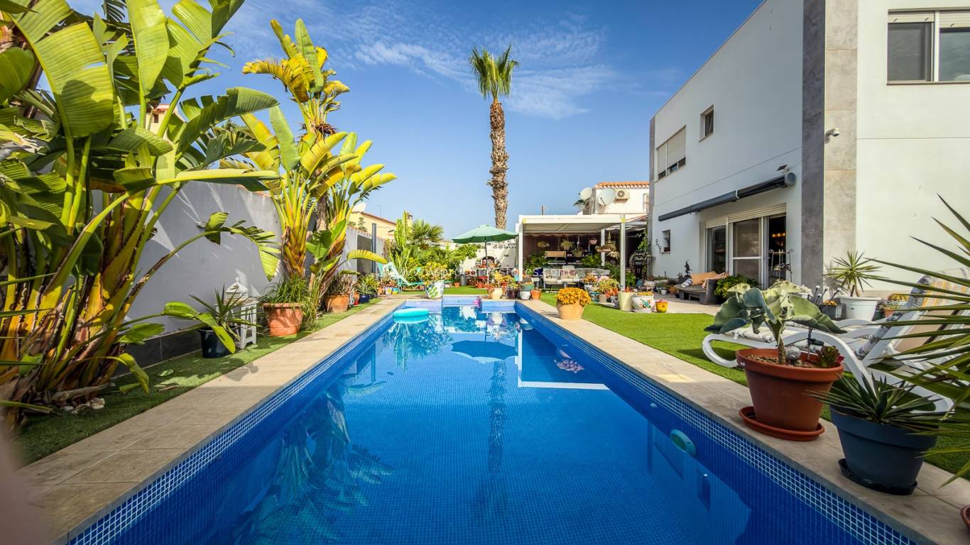 Verkauf - Villa - Torrevieja - Torreta - Florida