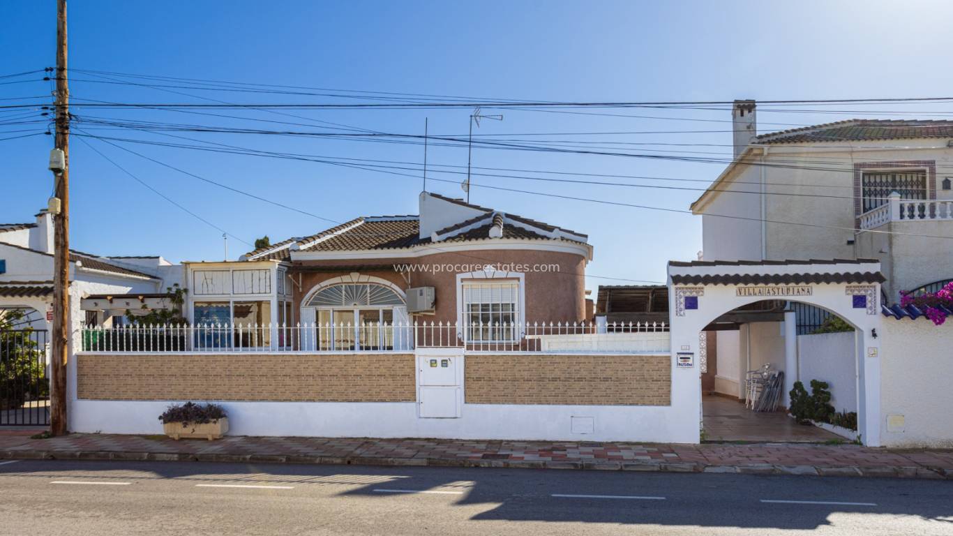 Verkauf - Villa - Torrevieja - Urbanización San Luis
