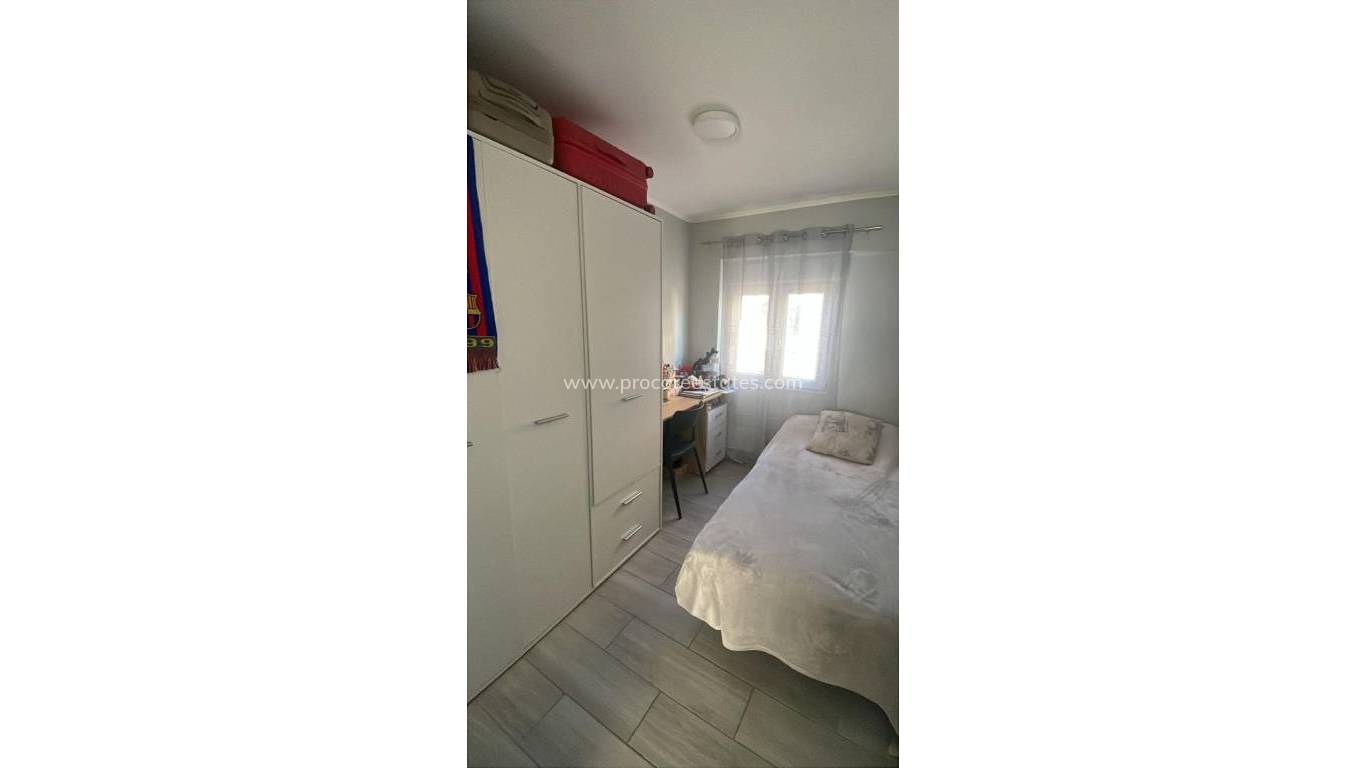 Verkauf - Wohnung - Alicante - Virgen del Remedio-Parque lo Morant