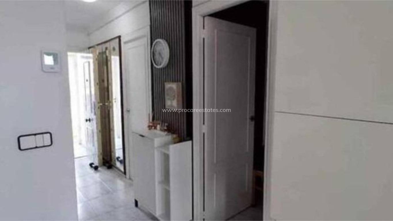 Verkauf - Wohnung - Benidorm - Avenida Beniarda