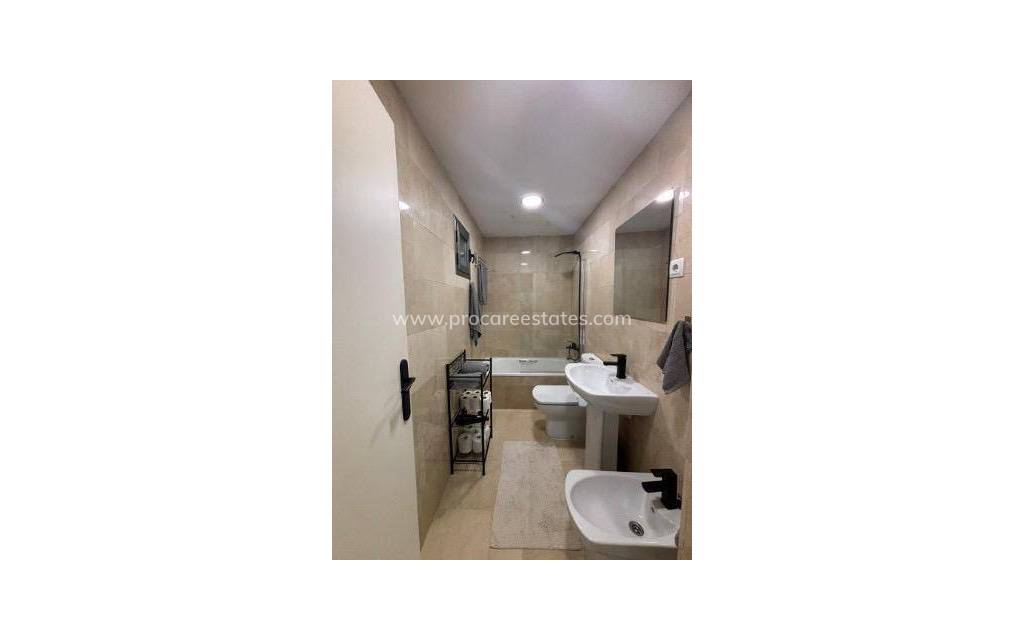 Verkauf - Wohnung - Benidorm - Colonia Madrid