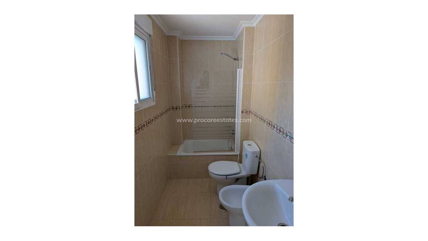 Verkauf - Wohnung - Daya Nueva