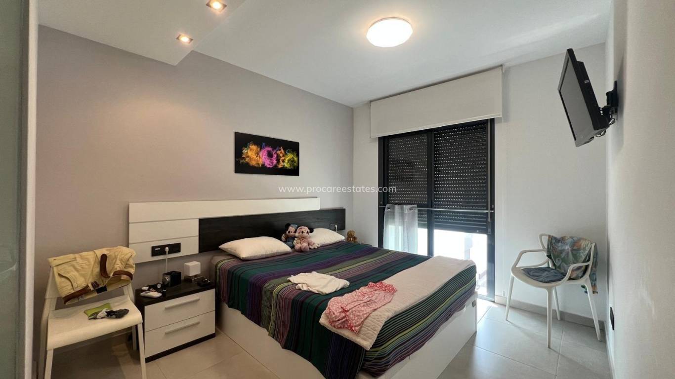 Verkauf - Wohnung - Guardamar del Segura - Urbanizaciones