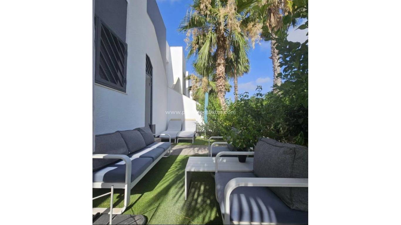 Verkauf - Wohnung - Guardamar del Segura - Urbanizaciones