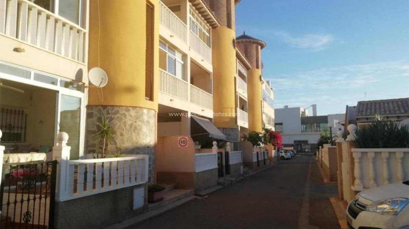 Verkauf - Wohnung - Orihuela Costa - Cabo Roig