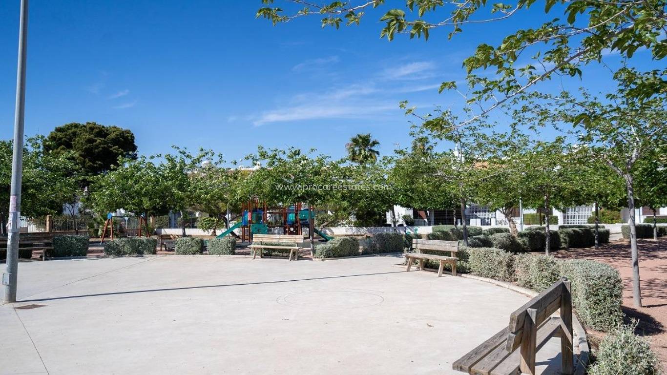 Verkauf - Wohnung - Orihuela Costa - Cabo Roig