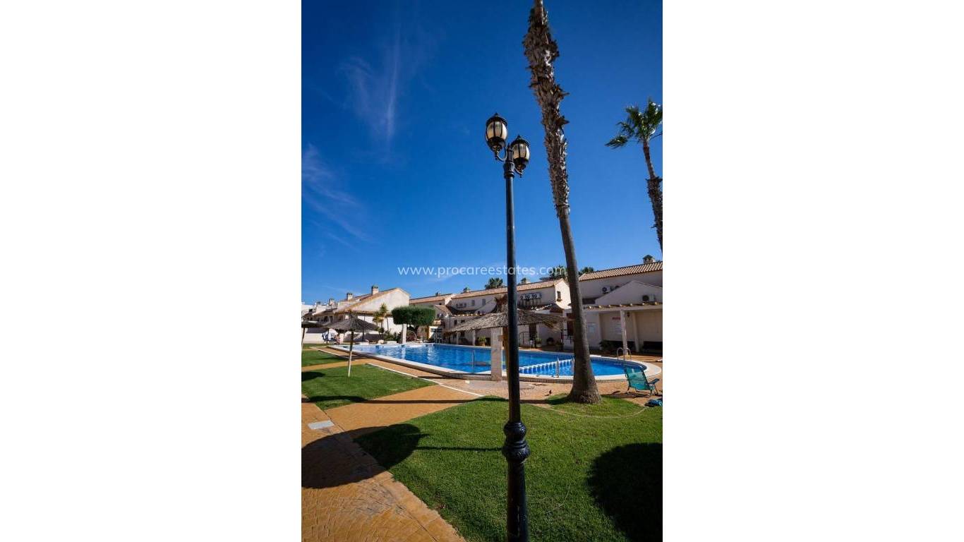 Verkauf - Wohnung - Orihuela Costa - Cabo Roig