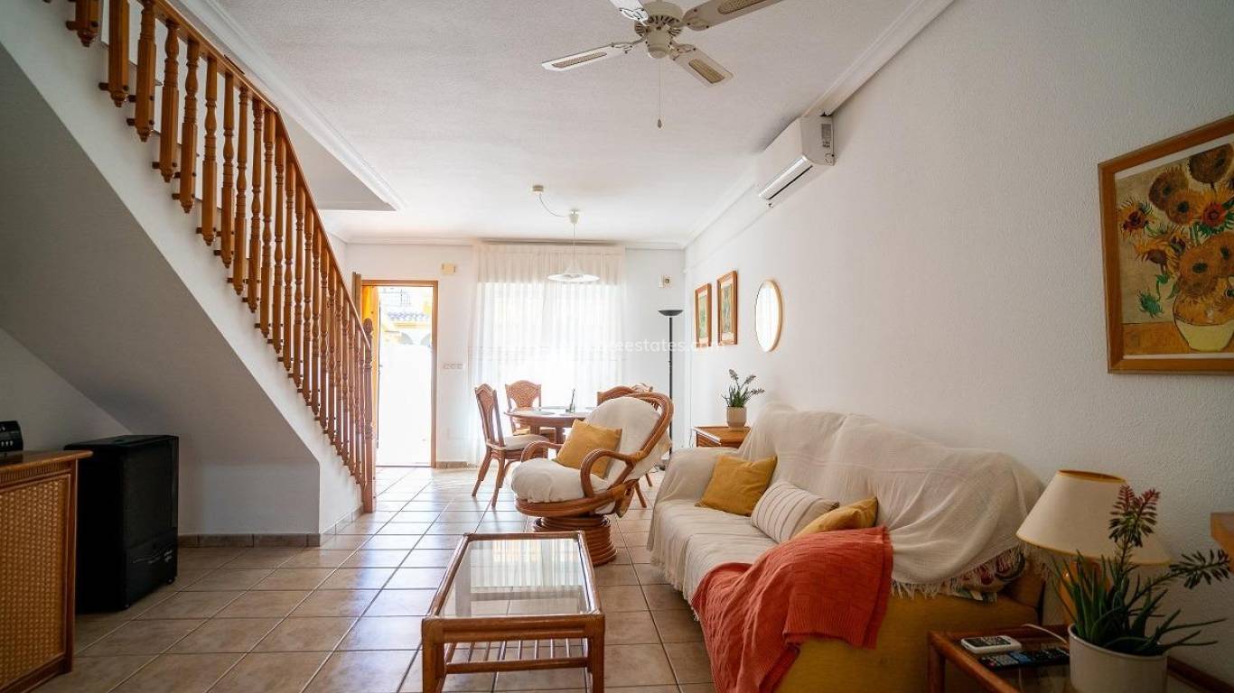 Verkauf - Wohnung - Orihuela Costa - Cabo Roig