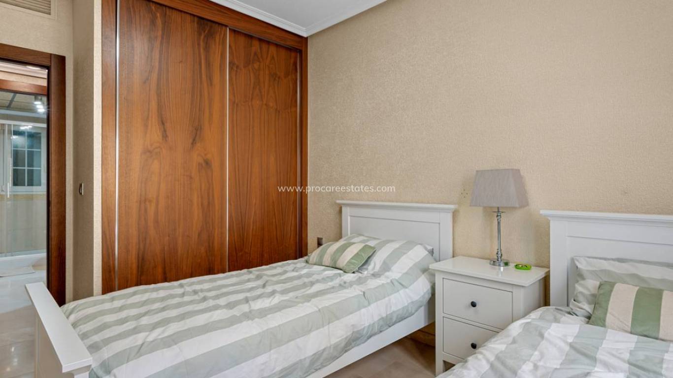 Verkauf - Wohnung - Orihuela Costa - Cabo Roig