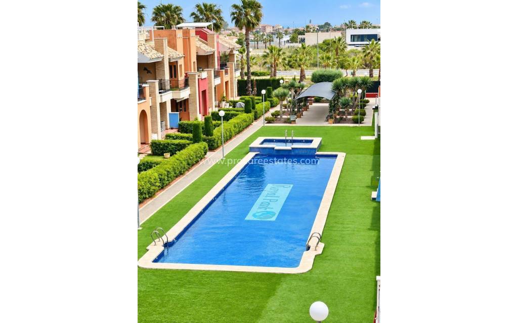 Verkauf - Wohnung - Orihuela Costa - Cabo Roig