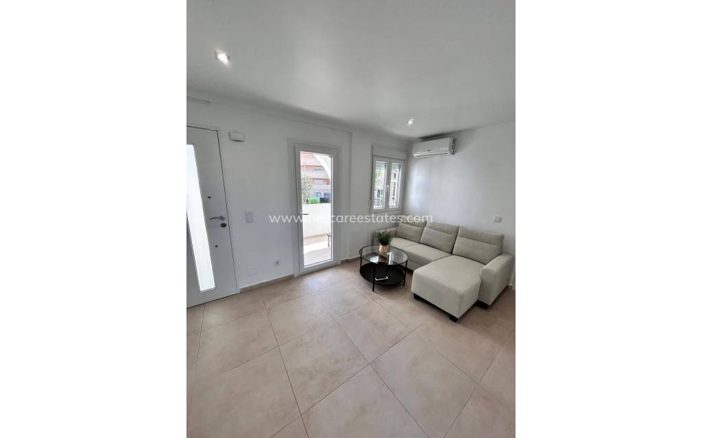 Verkauf - Wohnung - Orihuela Costa - Campoamor