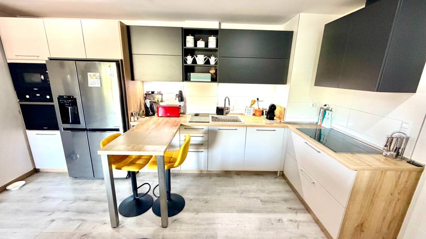 Verkauf - Wohnung - Orihuela Costa - La Zenia