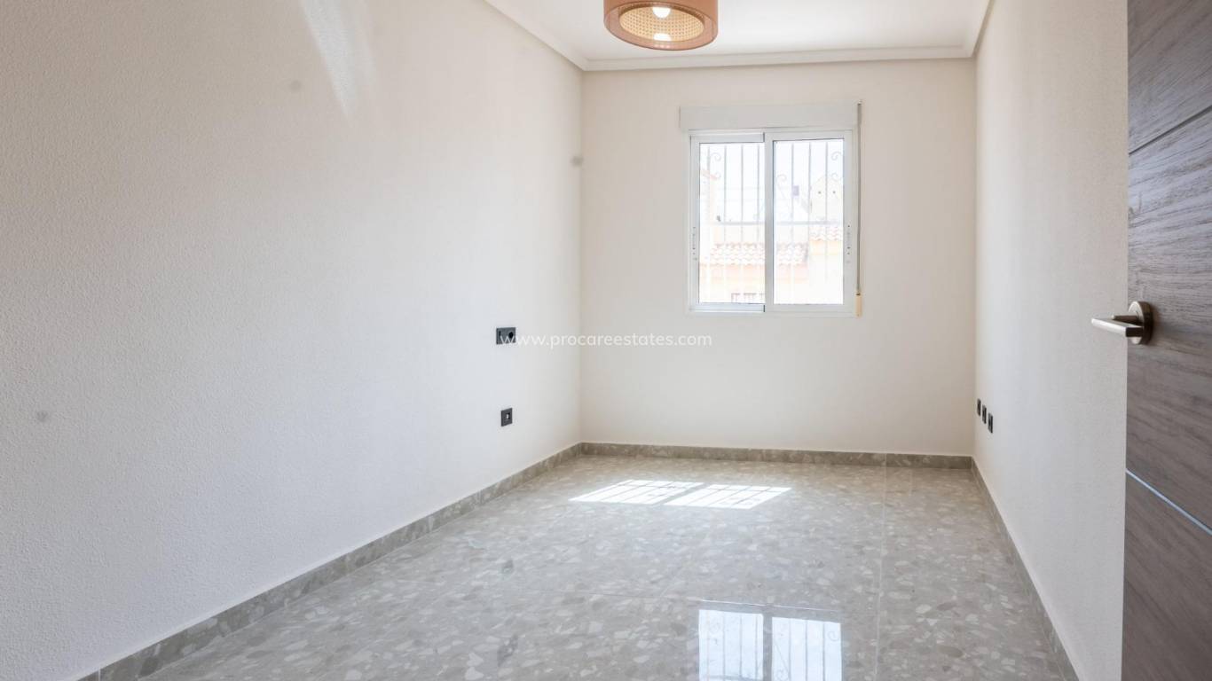 Verkauf - Wohnung - Orihuela Costa - Los Almendros-La Florida