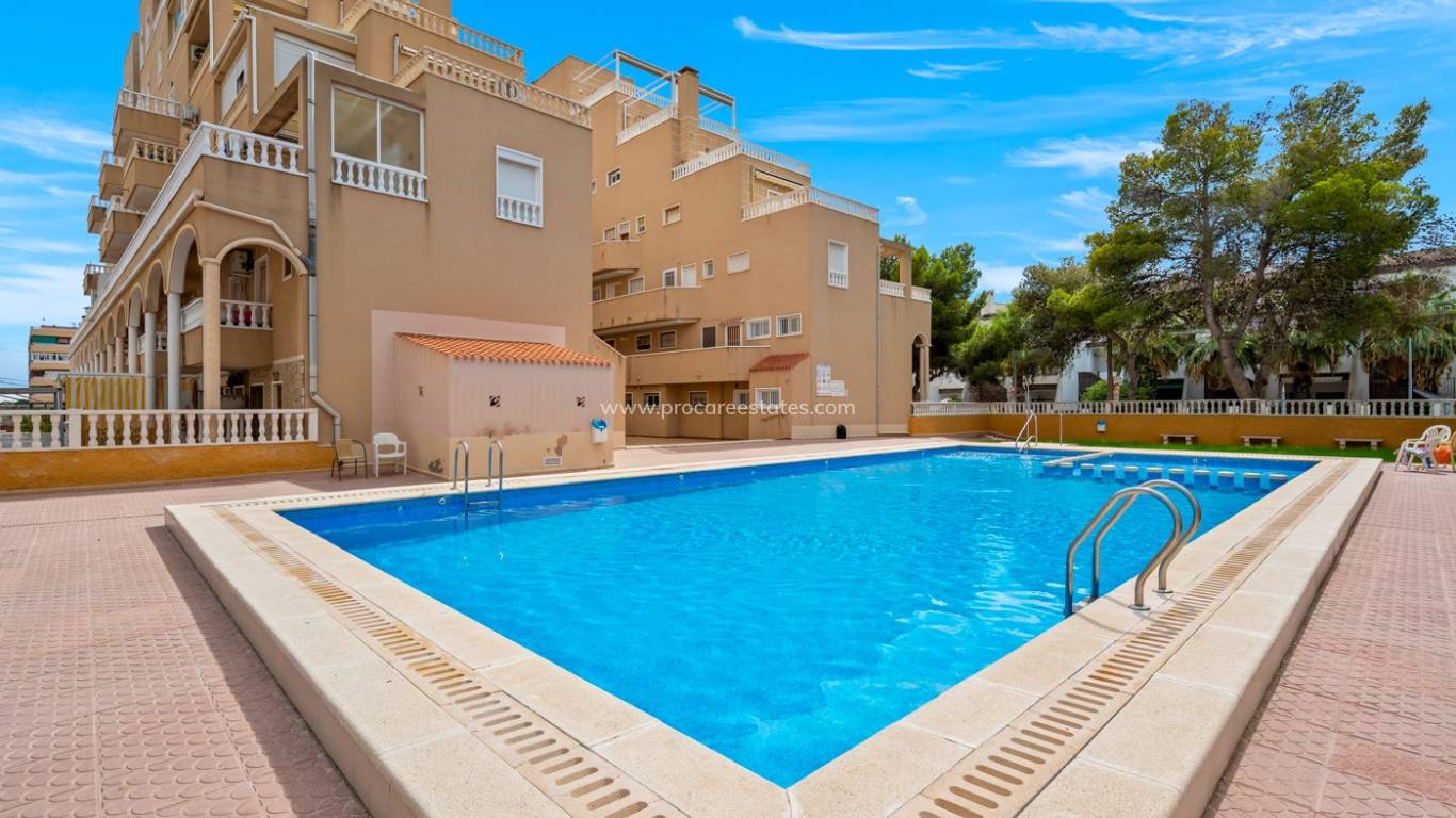 Verkauf - Wohnung - Orihuela Costa - Punta Prima
