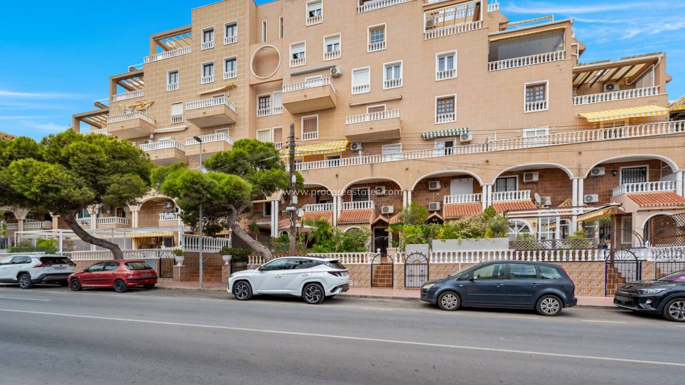 Verkauf - Wohnung - Orihuela Costa - Punta Prima