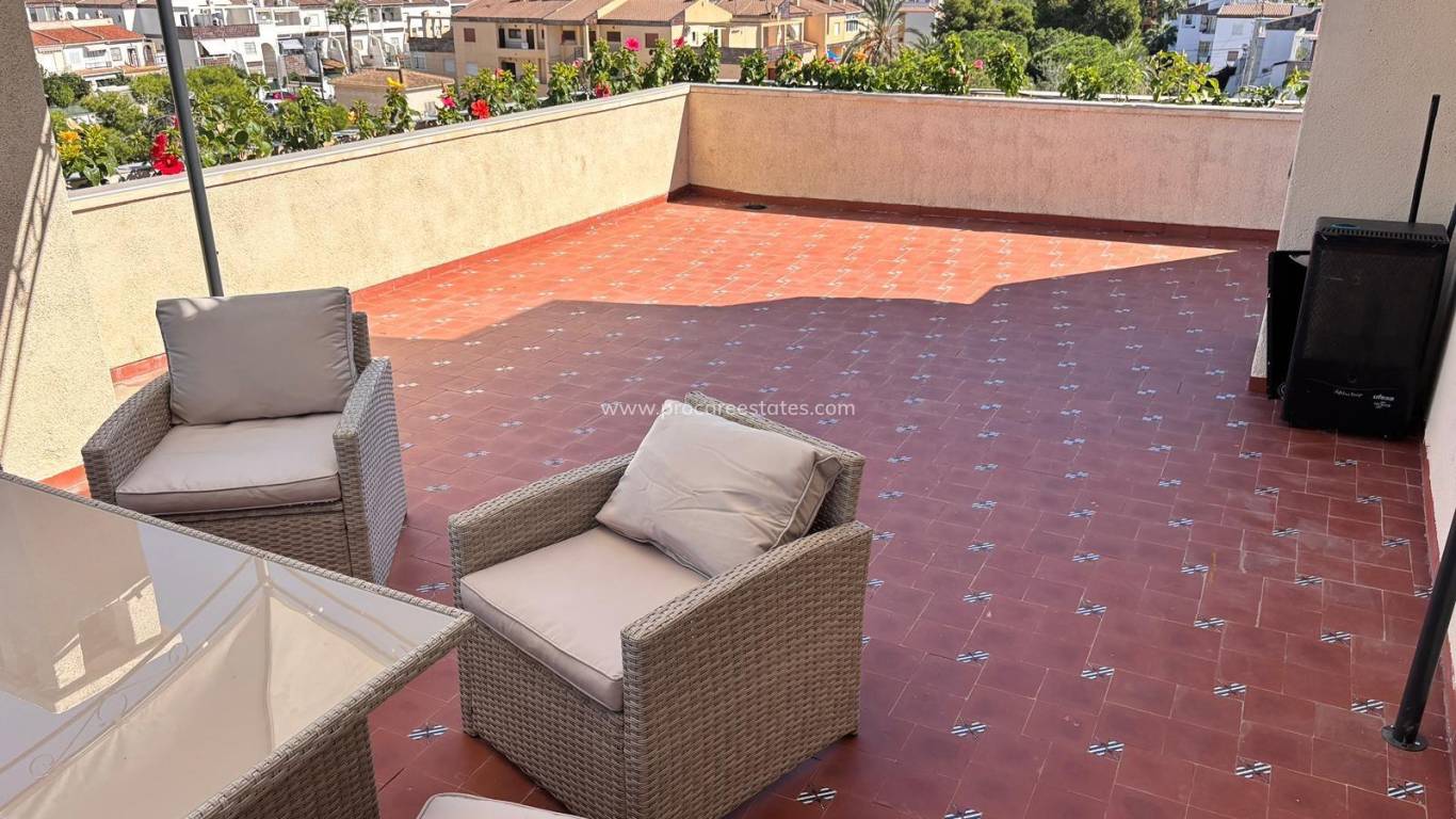 Verkauf - Wohnung - Orihuela Costa - Punta Prima