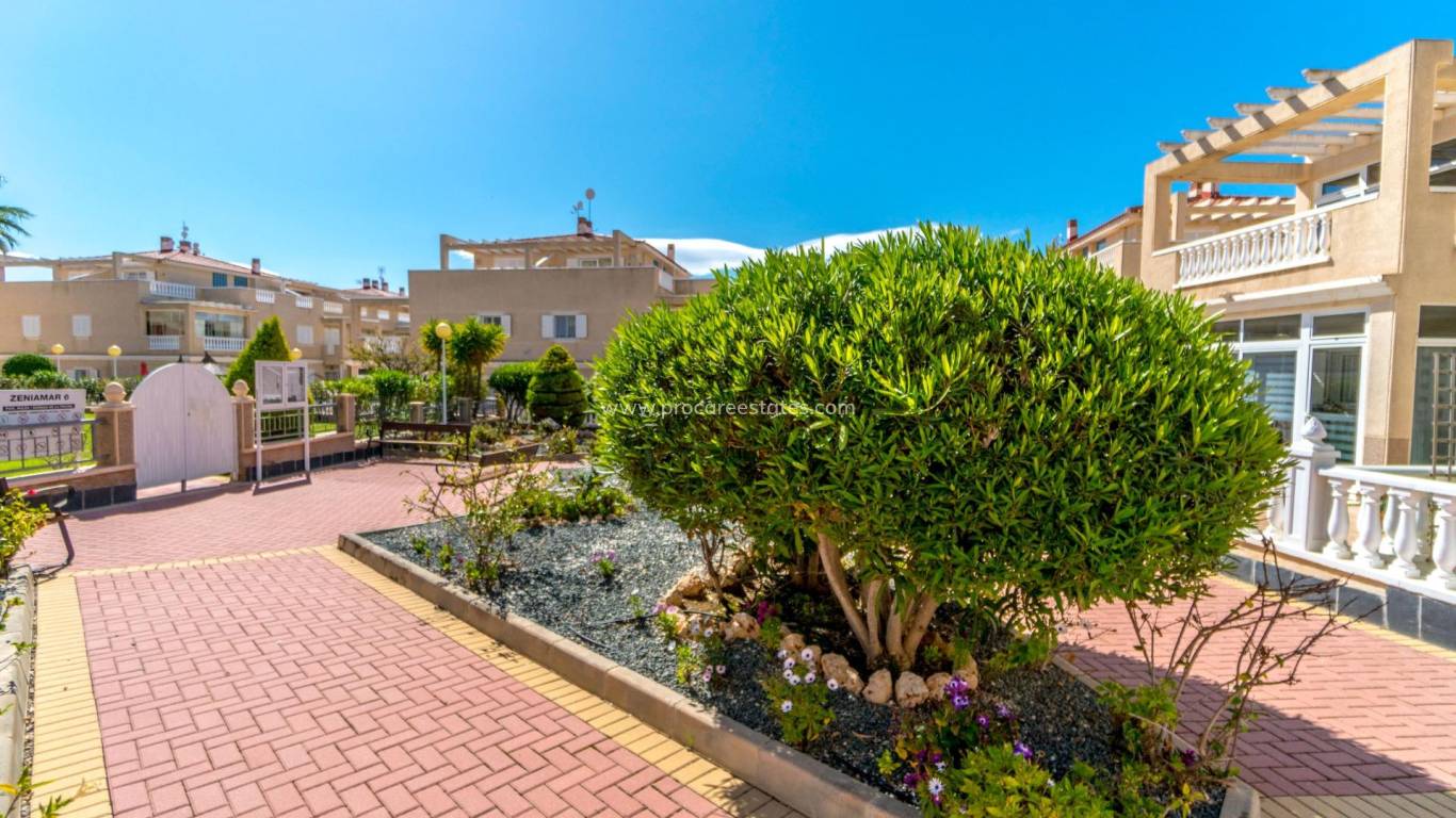 Verkauf - Wohnung - Orihuela Costa - Punta Prima