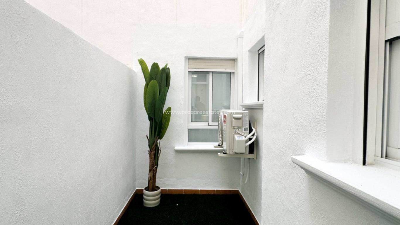 Verkauf - Wohnung - Orihuela Costa - Punta Prima