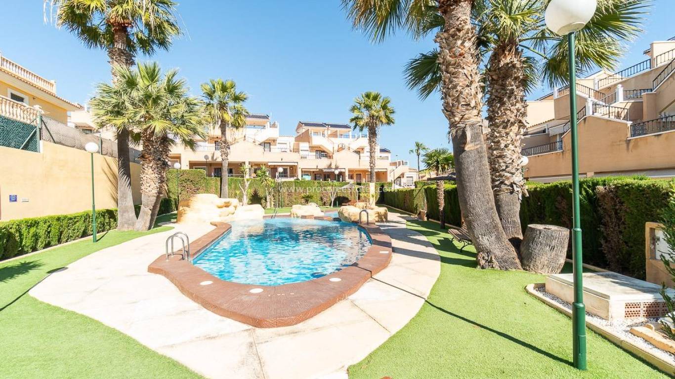 Verkauf - Wohnung - Orihuela Costa - Villamartin