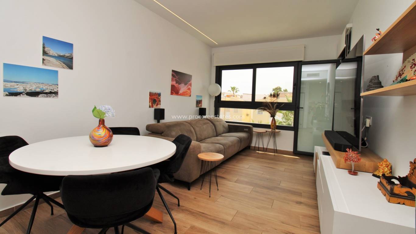 Verkauf - Wohnung - Orihuela Costa - Villamartin