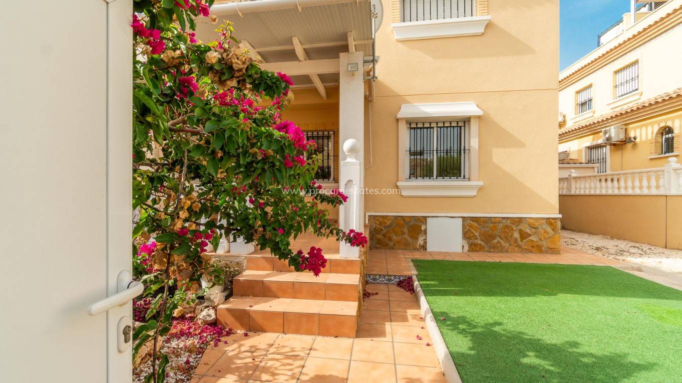 Verkauf - Wohnung - Orihuela Costa - Villamartin