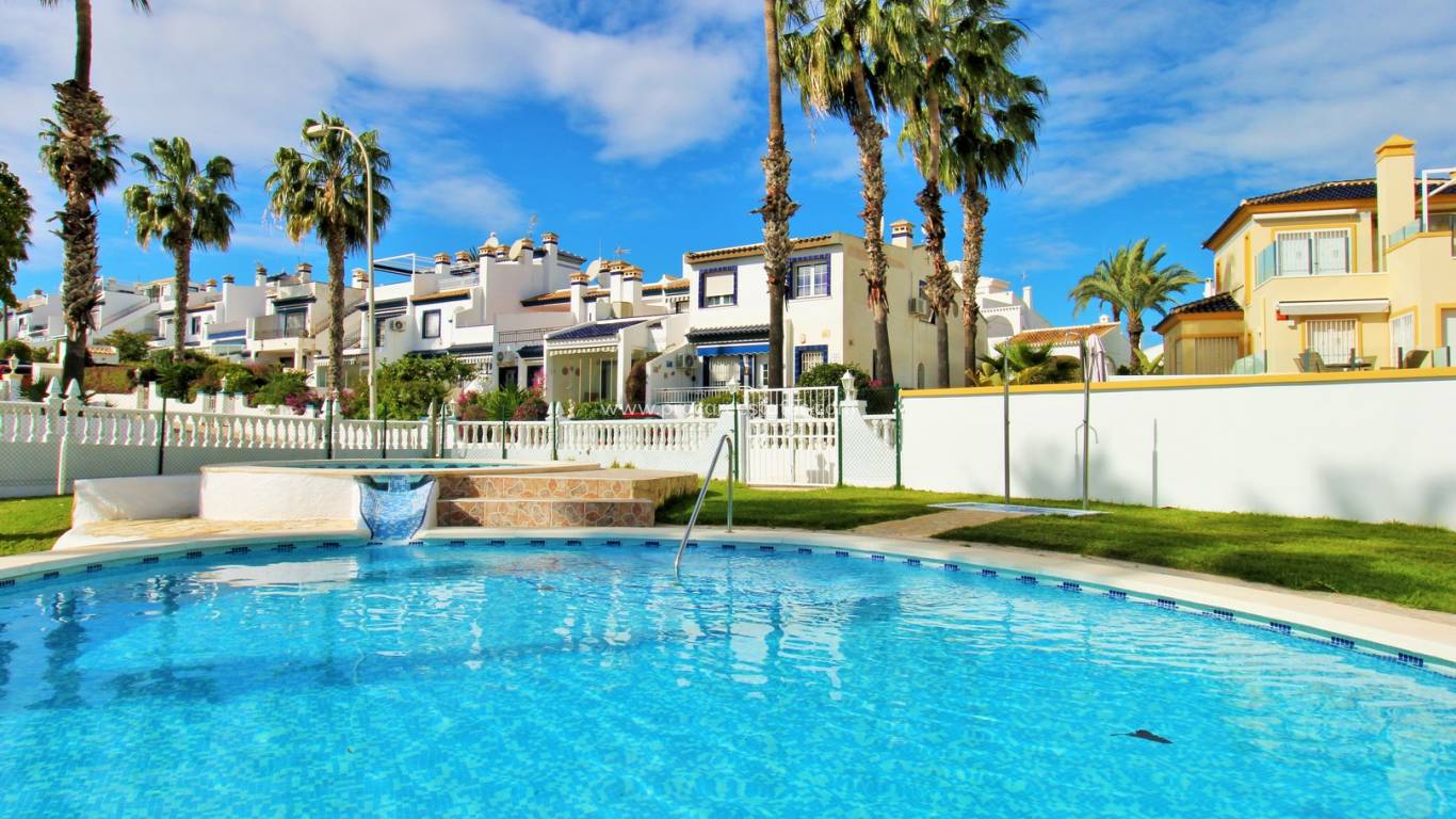 Verkauf - Wohnung - Orihuela Costa - Villamartin
