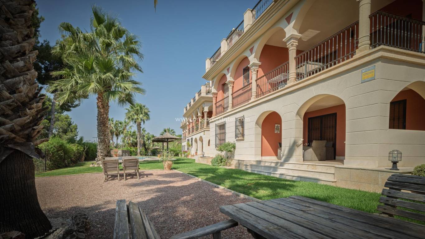 Verkauf - Wohnung - Orihuela Costa - Vistabella Golf