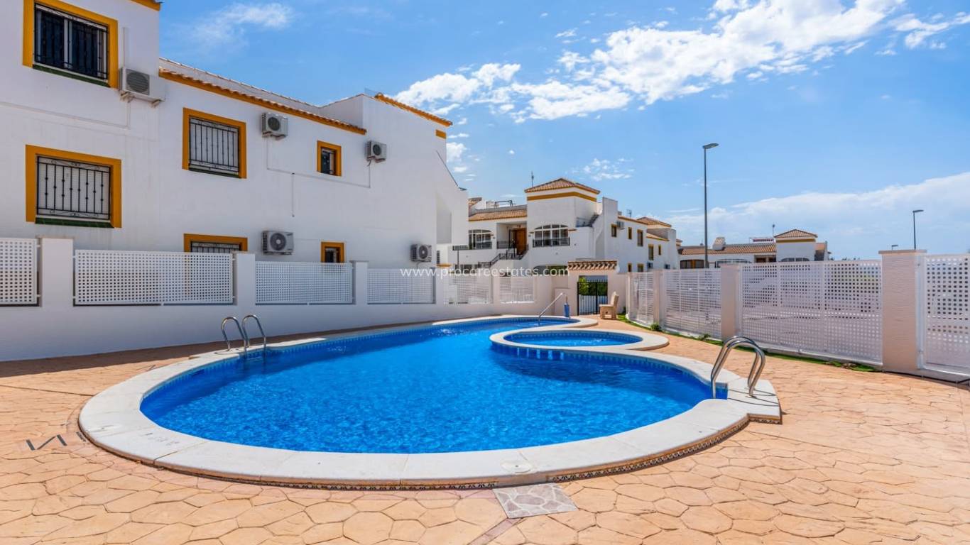 Verkauf - Wohnung - Orihuela - Vistabella Golf