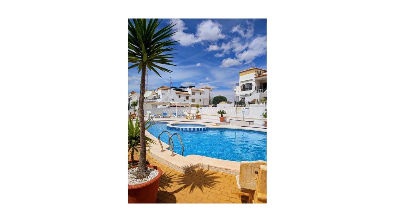Verkauf - Wohnung - Orihuela - Vistabella Golf