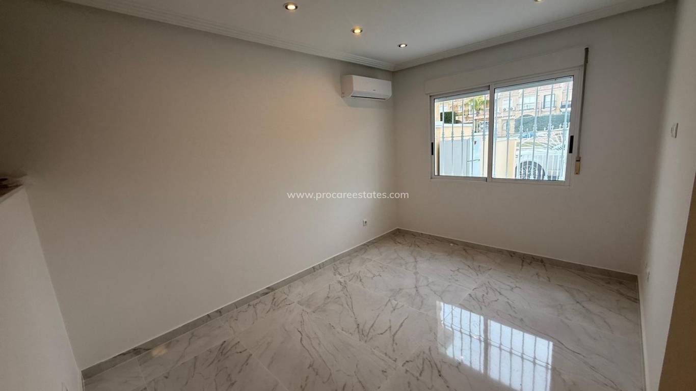 Verkauf - Wohnung - Torrevieja - Aguas Nuevas