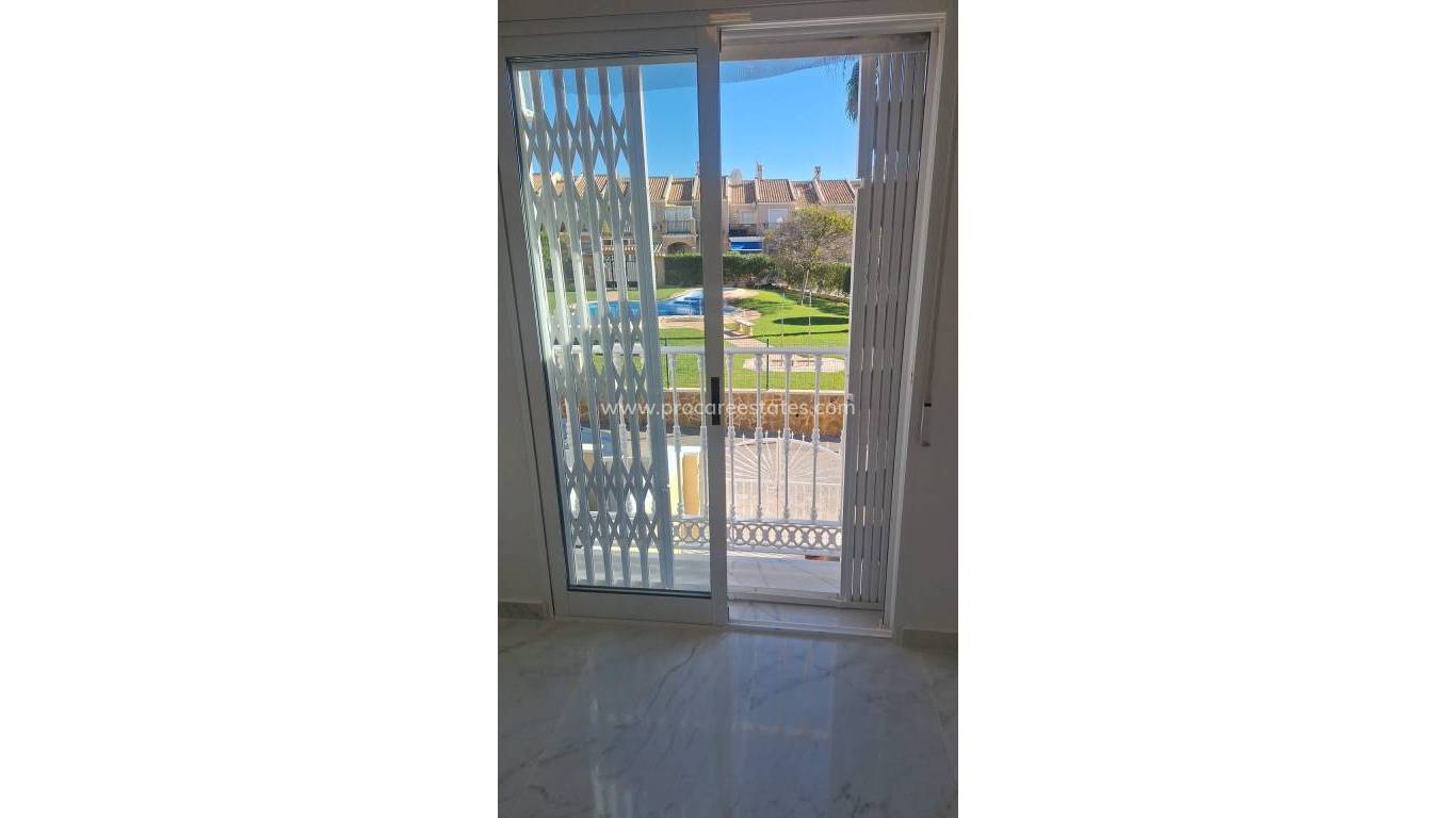 Verkauf - Wohnung - Torrevieja - Aguas Nuevas