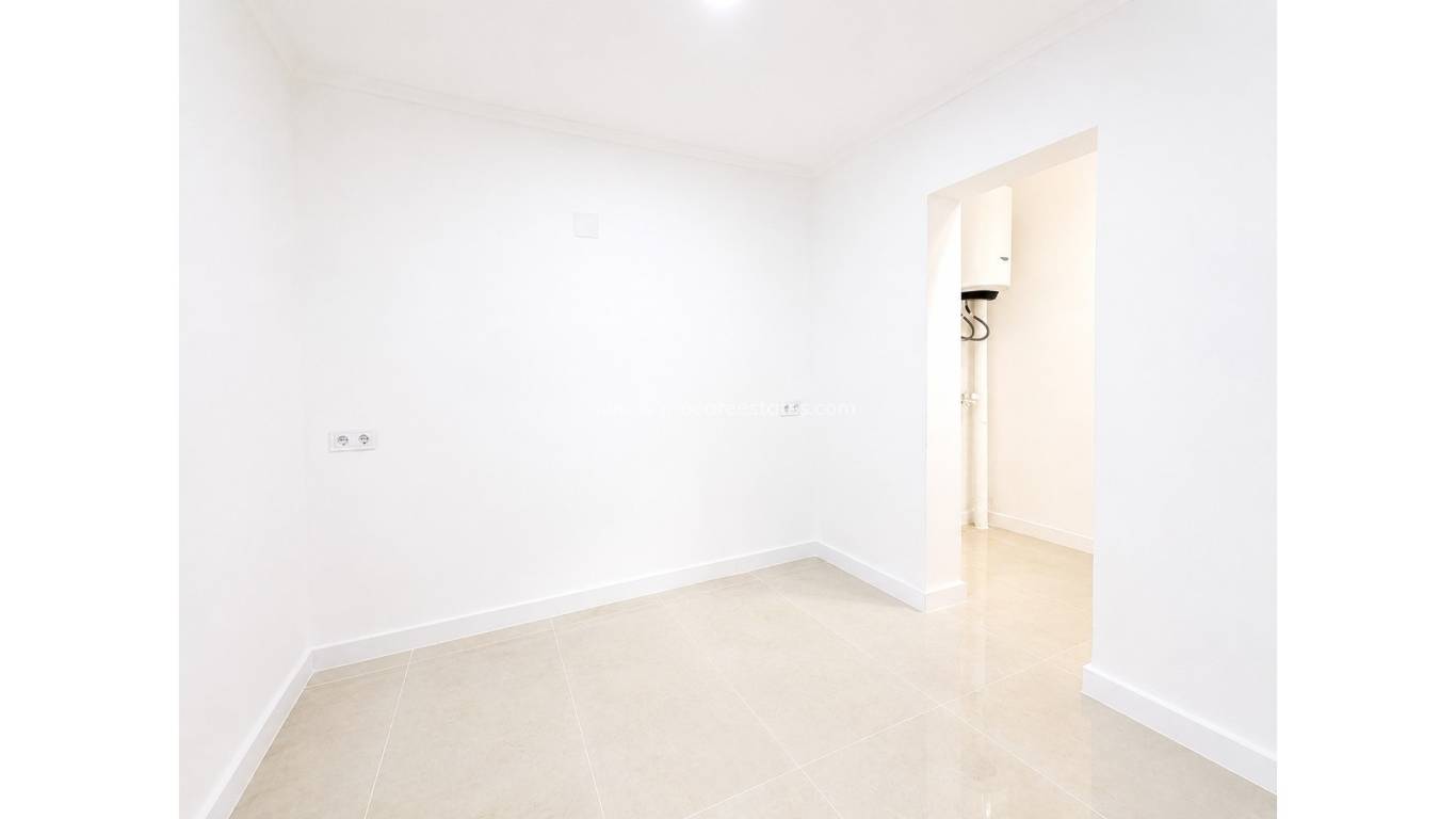 Verkauf - Wohnung - Torrevieja - La Siesta - El Salado - Torreta