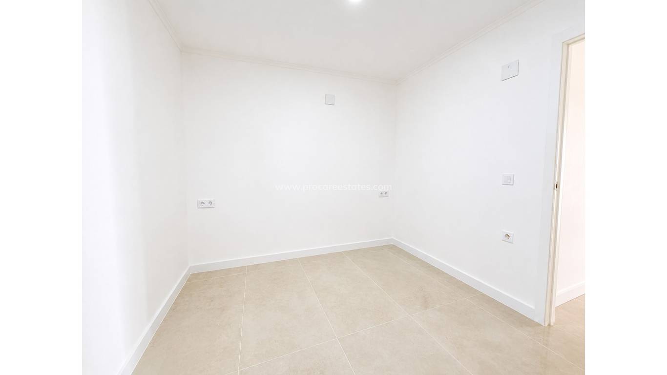 Verkauf - Wohnung - Torrevieja - La Siesta - El Salado - Torreta