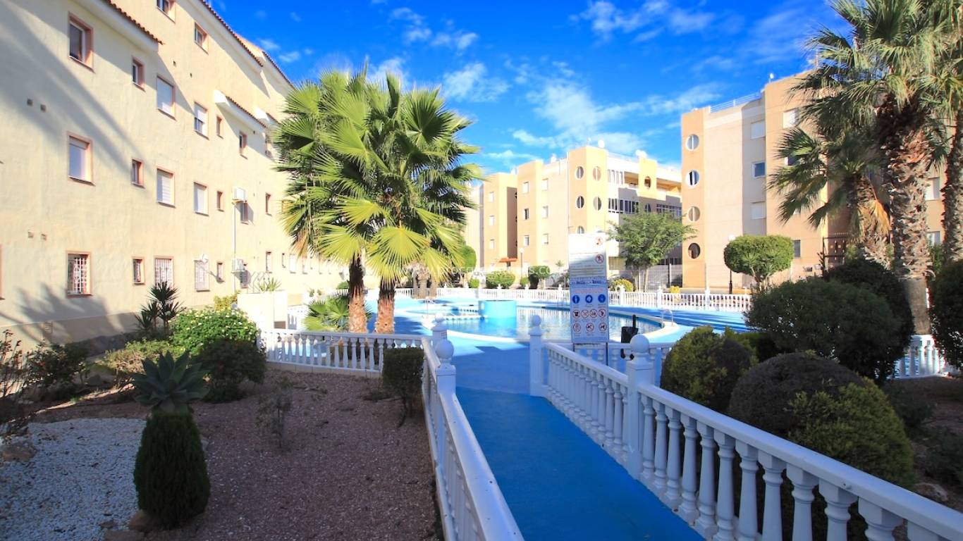 Verkauf - Wohnung - Torrevieja - La Siesta - San Luis