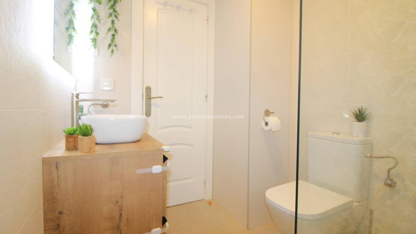 Verkauf - Wohnung - Torrevieja - La Veleta - Mar Azul