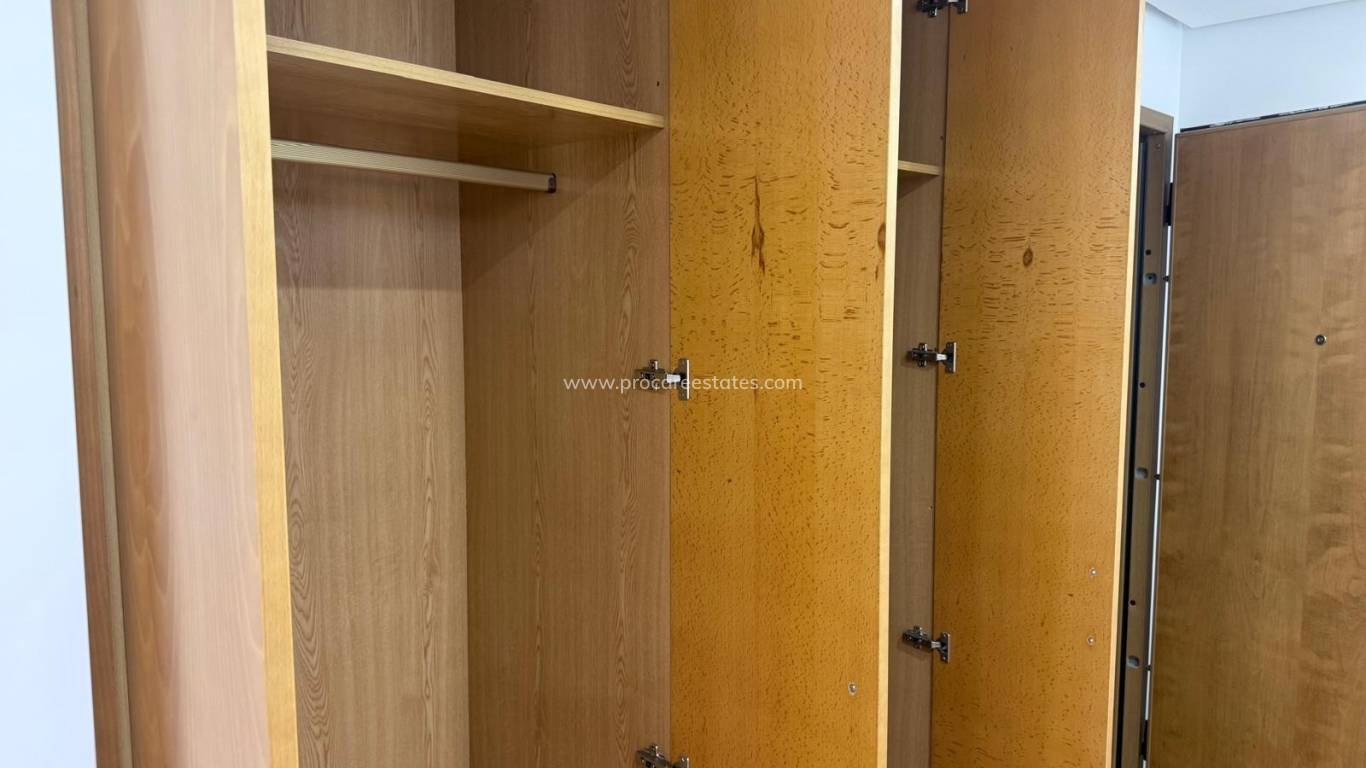 Verkauf - Wohnung - Torrevieja - Puerto Deportivo