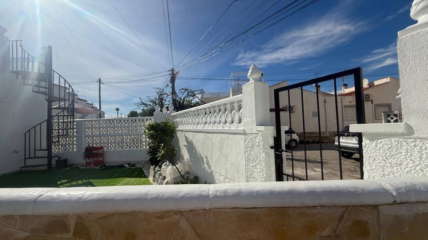 Verkauf - Wohnung - Torrevieja - Torreta-Florida