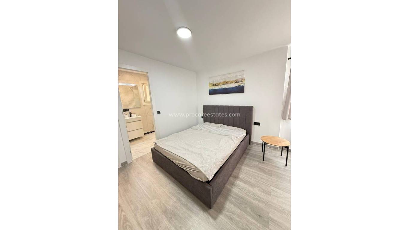 Verkauf - Wohnung - Torrevieja - Torrevieja Center