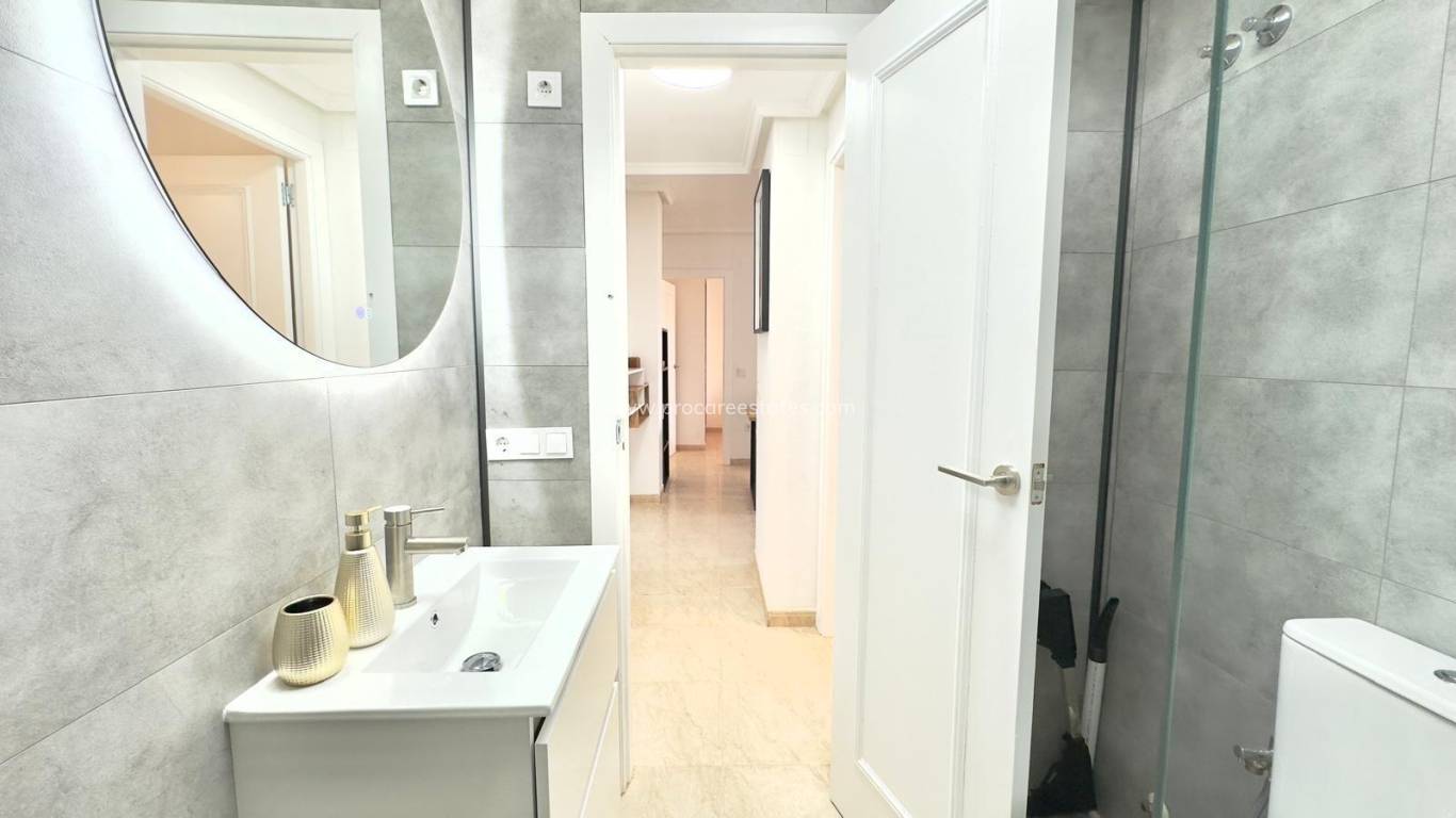 Verkauf - Wohnung - Torrevieja - Torrevieja Center