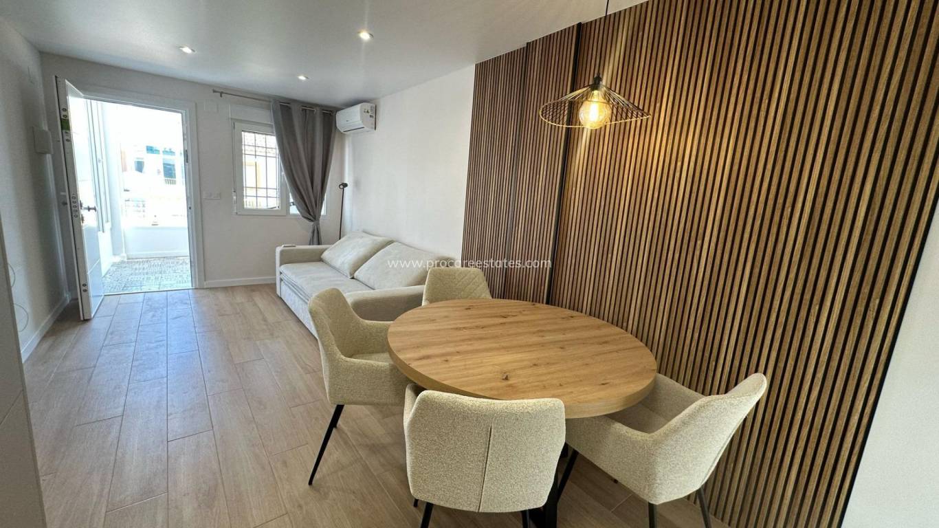 Verkauf - Wohnung - Torrevieja - Torrevieja Center