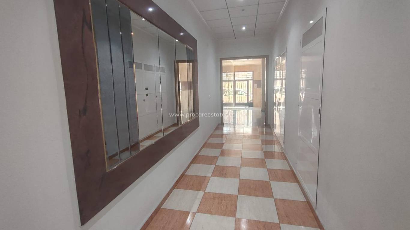 Verkauf - Wohnung - Torrevieja - Torrevieja Center